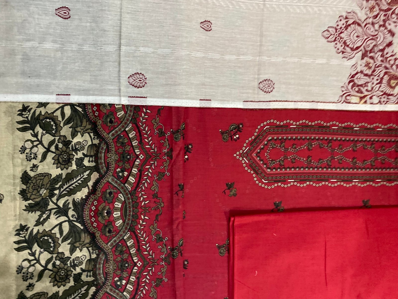 Red Floral Digital Print Three Piece Unstitched Lawn Suit - Image 3